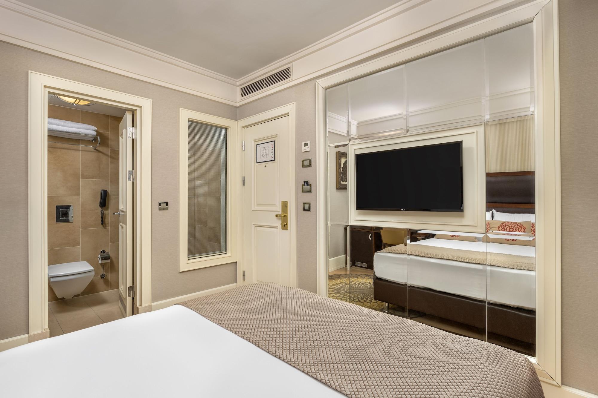 Titanic Comfort Sisli Istanbul Eksteriør billede