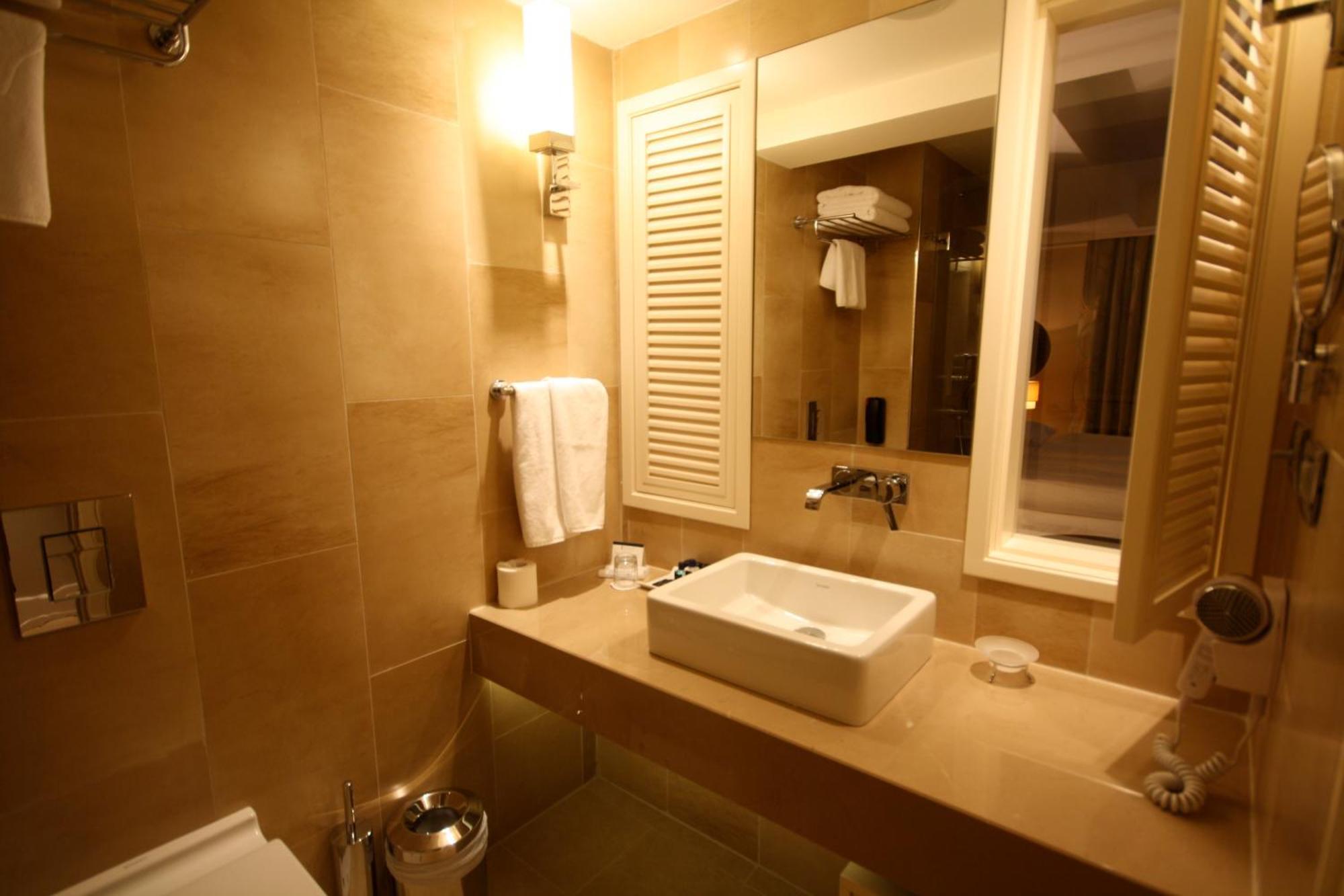 Titanic Comfort Sisli Istanbul Eksteriør billede