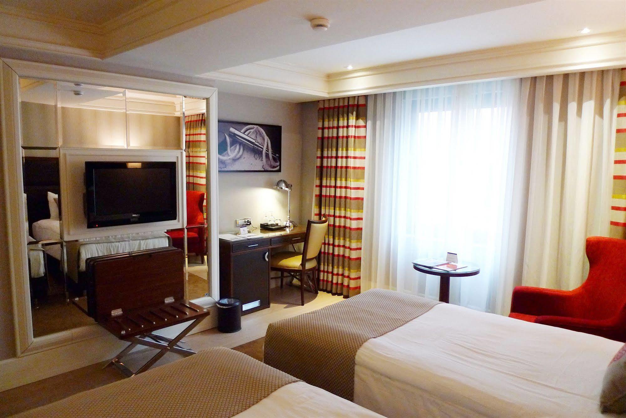 Titanic Comfort Sisli Istanbul Eksteriør billede
